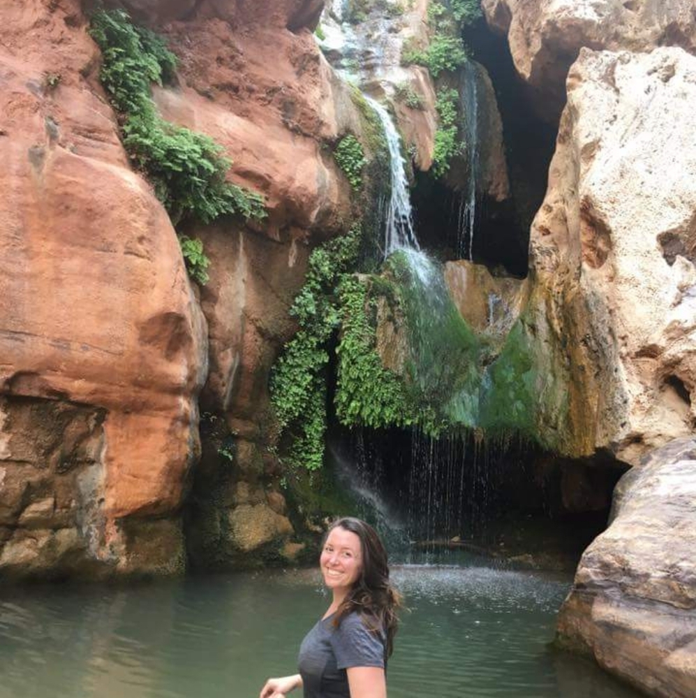 Meet your Posher, Alicia